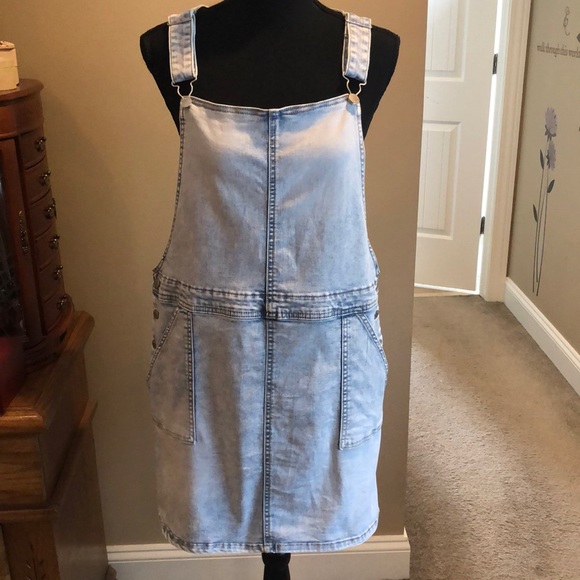 Art class overall dress Clearance